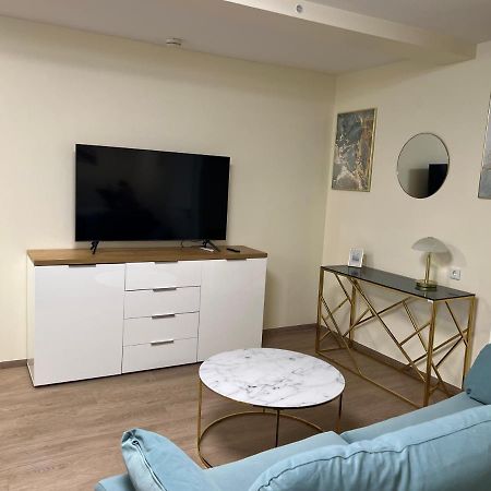 Souterrain Studio-Apartment Nürnberg Eksteriør bilde
