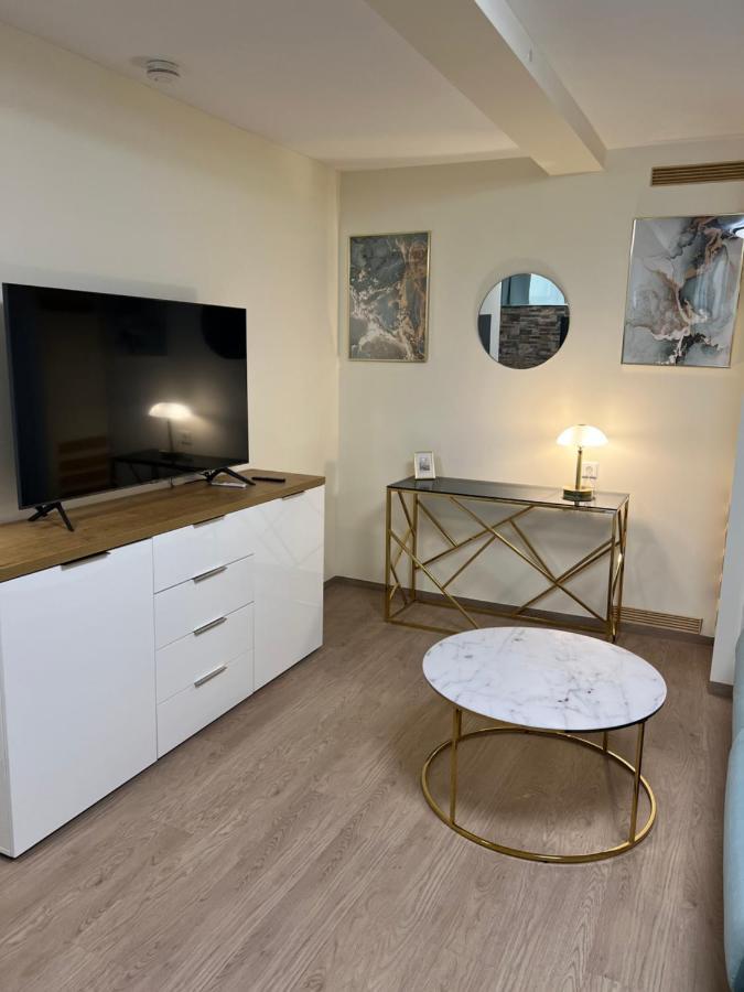 Souterrain Studio-Apartment Nürnberg Eksteriør bilde
